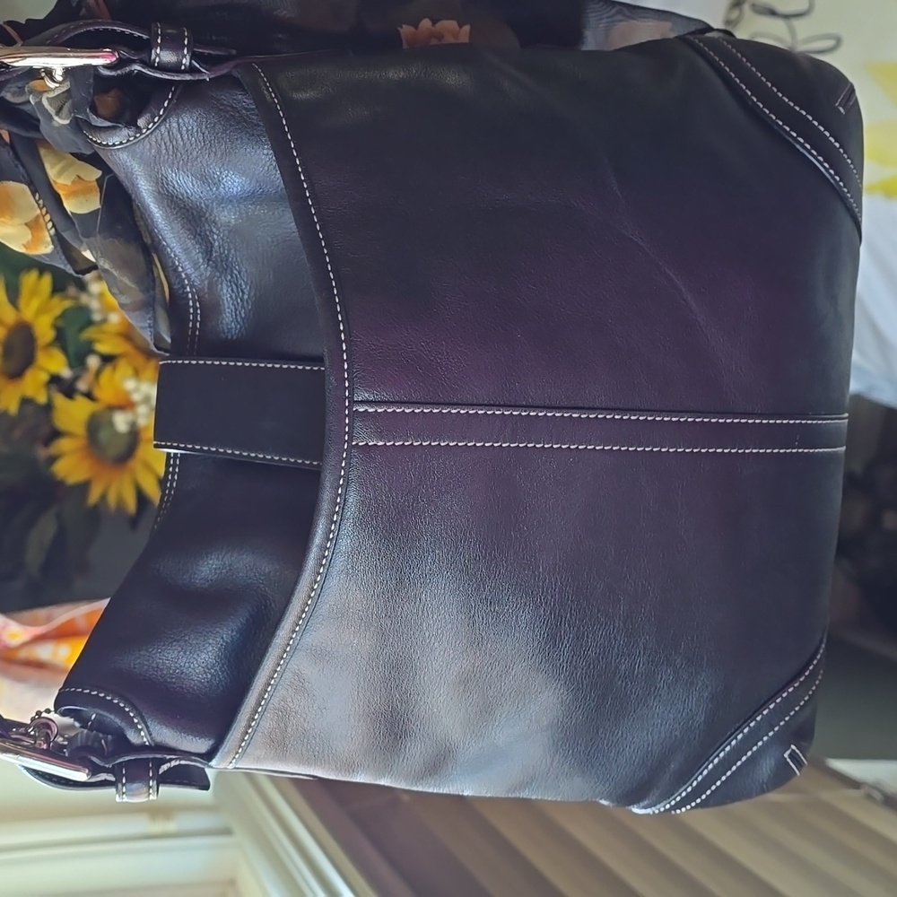 Coach Black Leather Shoulder Bag with Silver Buckle - Picture 5 of 16